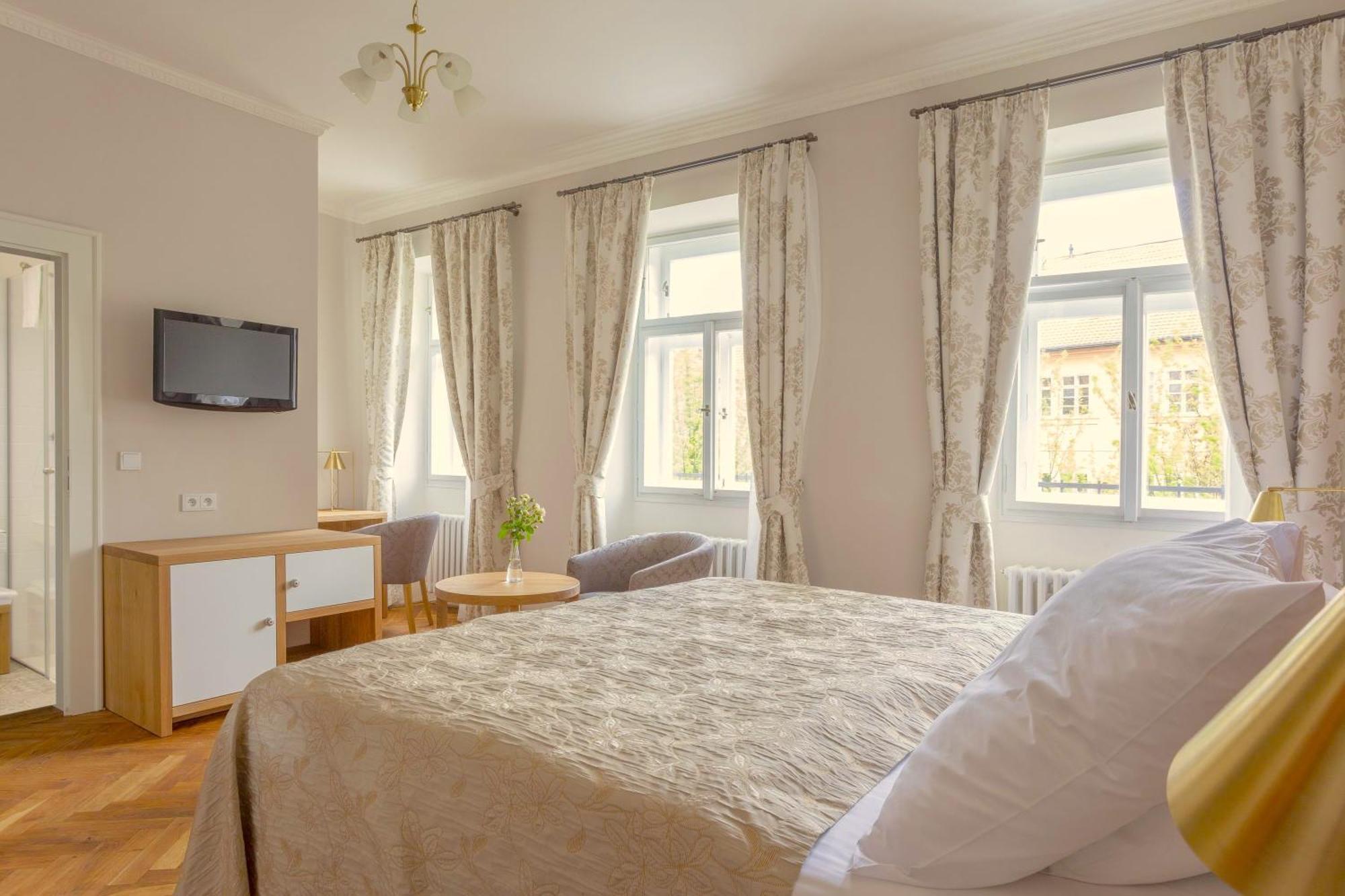 Superior Double Room Kampa View