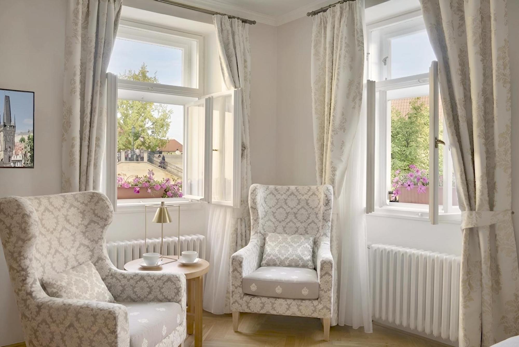 Charles Bridge View Suite